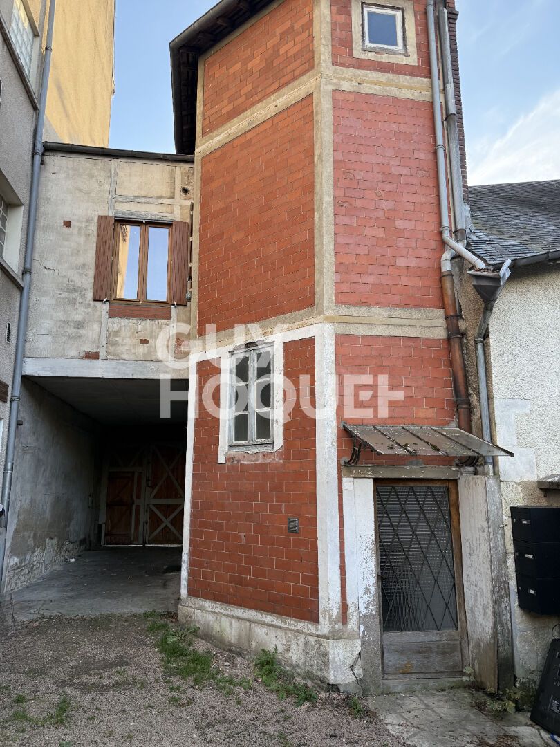 Building for sale in Bourges, France