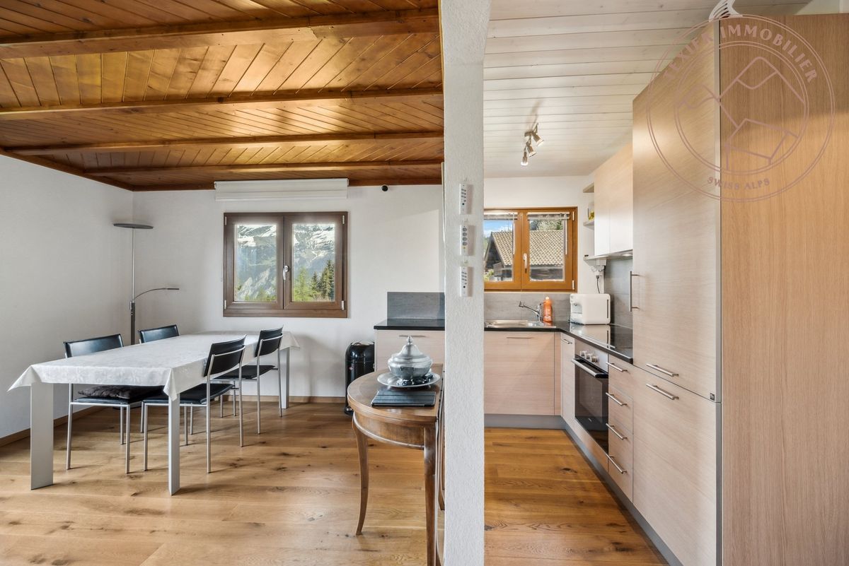 Superb fully renovated chalet for sale in Les Giettes