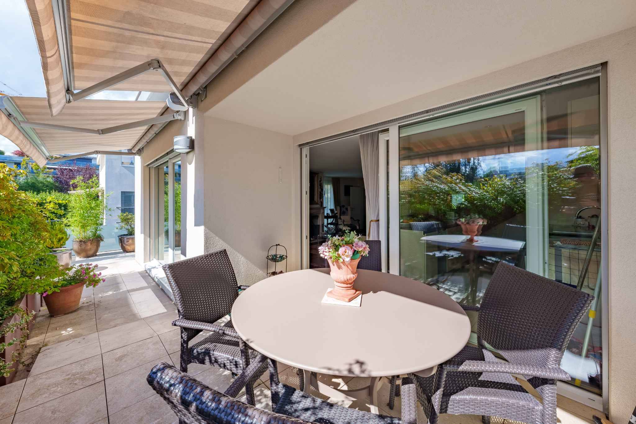 Luxury duplex apartment in the heart of Nyon