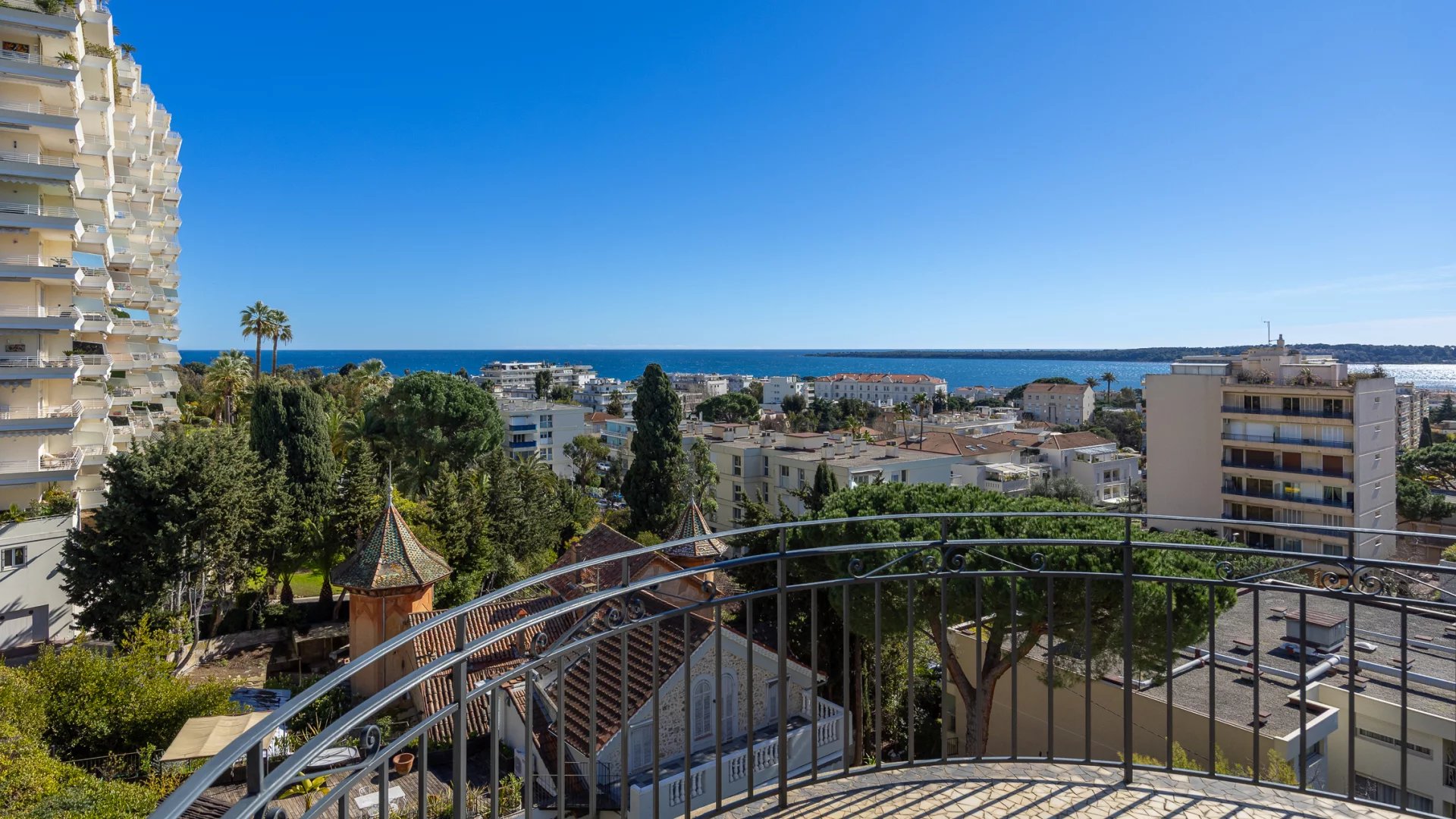 Condo for sale, CANNES HH-16090214 (Cannes, France)