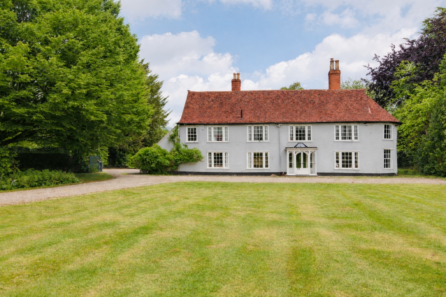 Detached House: for sale in Dunmow