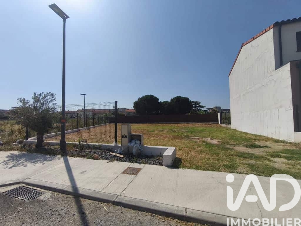 Land Plot for sale in Saint-Cyprien, France