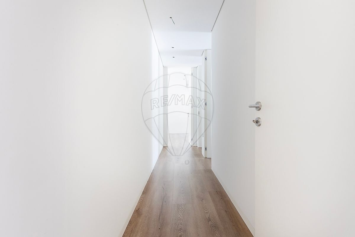 4 bedroom villa for sale in Seixal