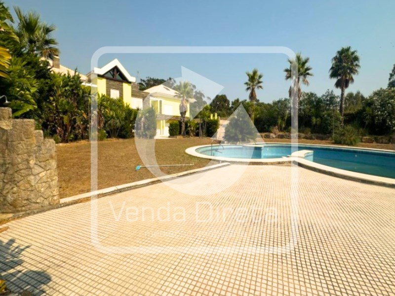 Exclusive 6 Bedroom Villa with Swimming Pool, 1,163 m² of Construction on a Plot of 4,857 m² - Next to Lisbon Sports Club and Be…