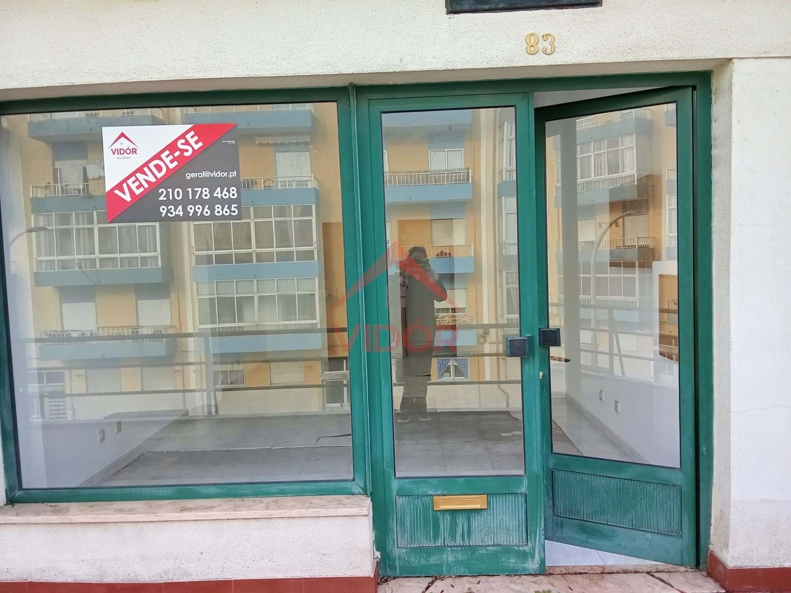 Shop in the market in the south of Baixa da Banheira