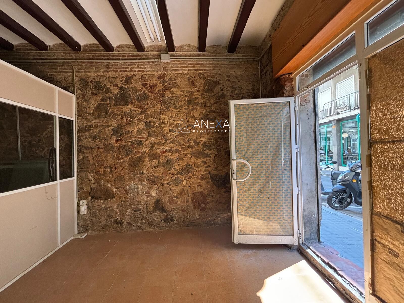 Commercial for sale in Barcelona, Spain