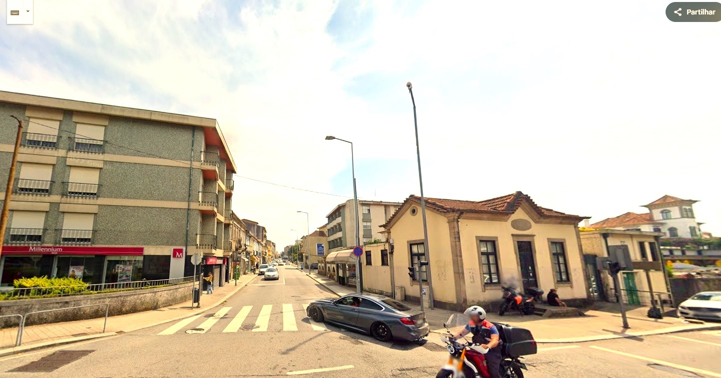 Commercial for sale, Porto, Paranhos, Portugal (São Mamede de Infesta, Portugal)