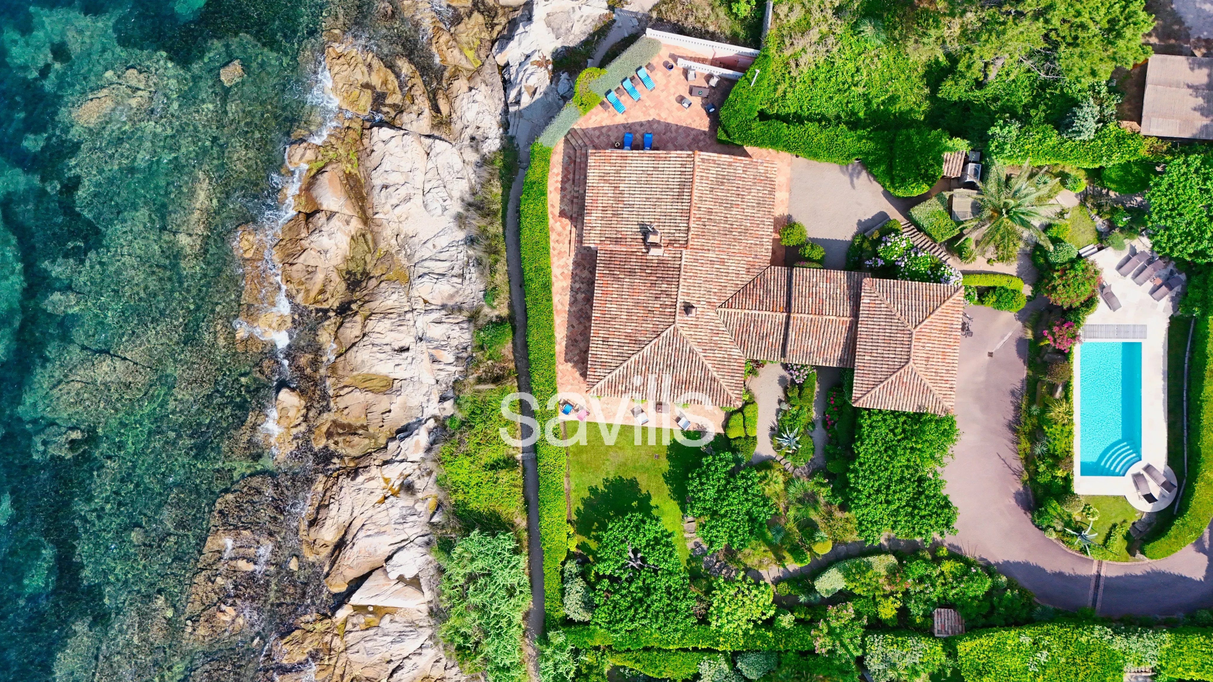 Saint-Tropez - Delightful WATERFRONT property with breathtaking sea views