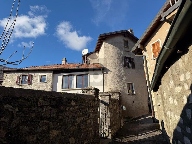 SPACIOUS IN QUIET AREA