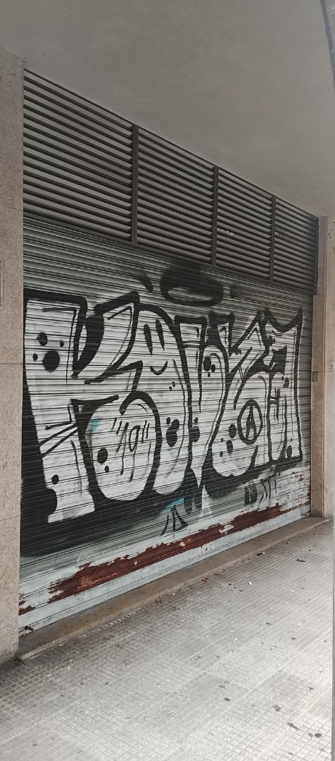 Commercial for sale in A Coruña, Spain