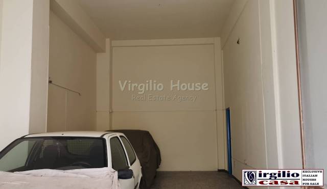 Building for sale, Via Ancona (Ostuni, Italy)