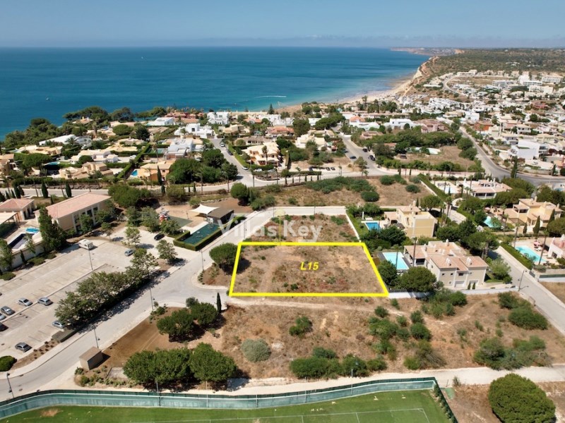 Plot for building a villa in Porto de Mós, Lagos.
