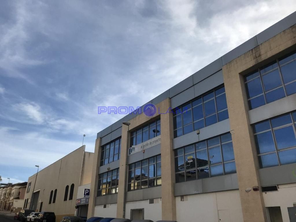 Building for sale in Alcalá de Guadaíra, Spain