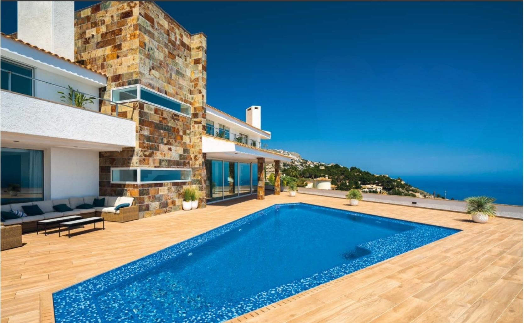 Luxurious Villa With Panoramic Sea and Mountain Views.
