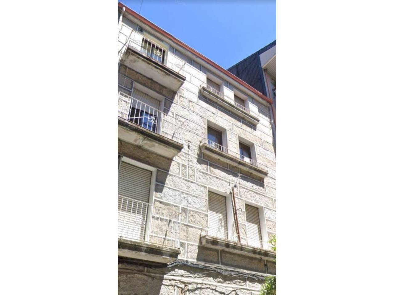 Building for sale in Couto