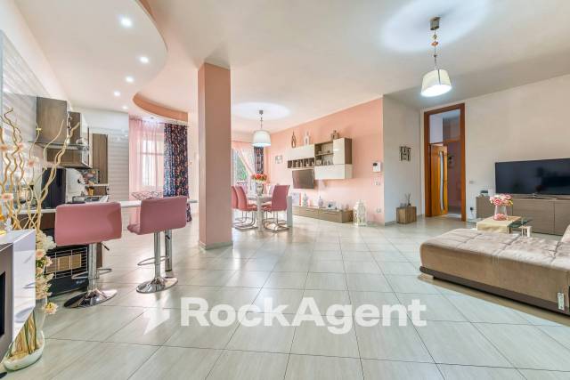 Condo for sale, Via Pino Amato, 16 (Casoria, Italy)