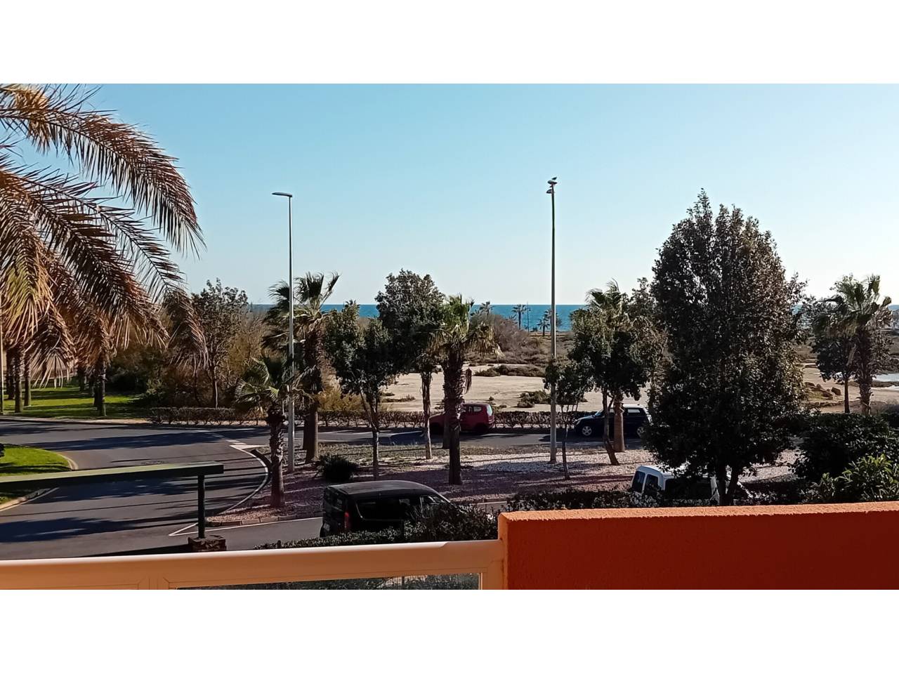 **Sea View Apartment in Laguna Beach, Almerimar**