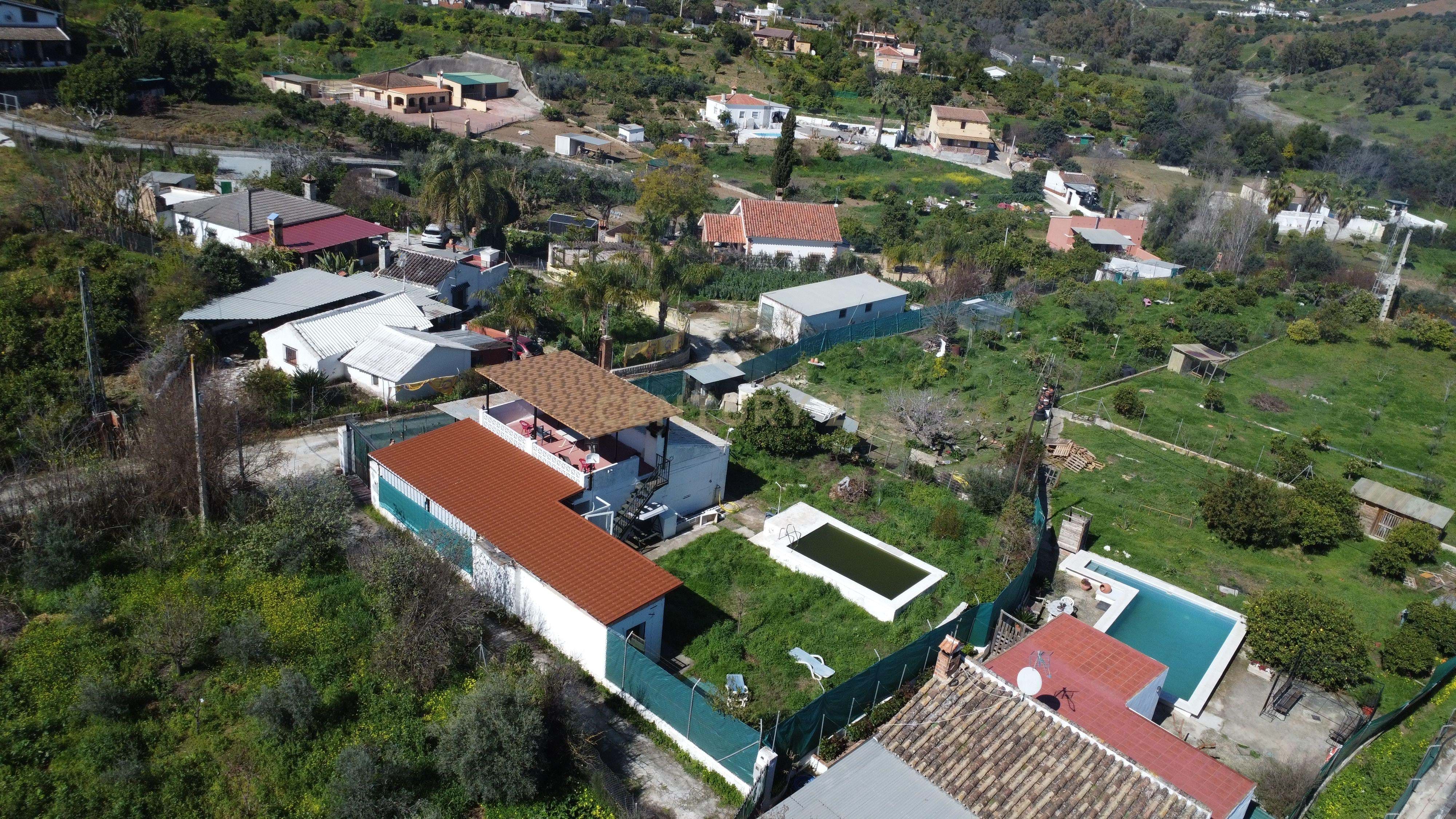 Charming Homestead in Coín, Málaga - Perfect for Relaxation