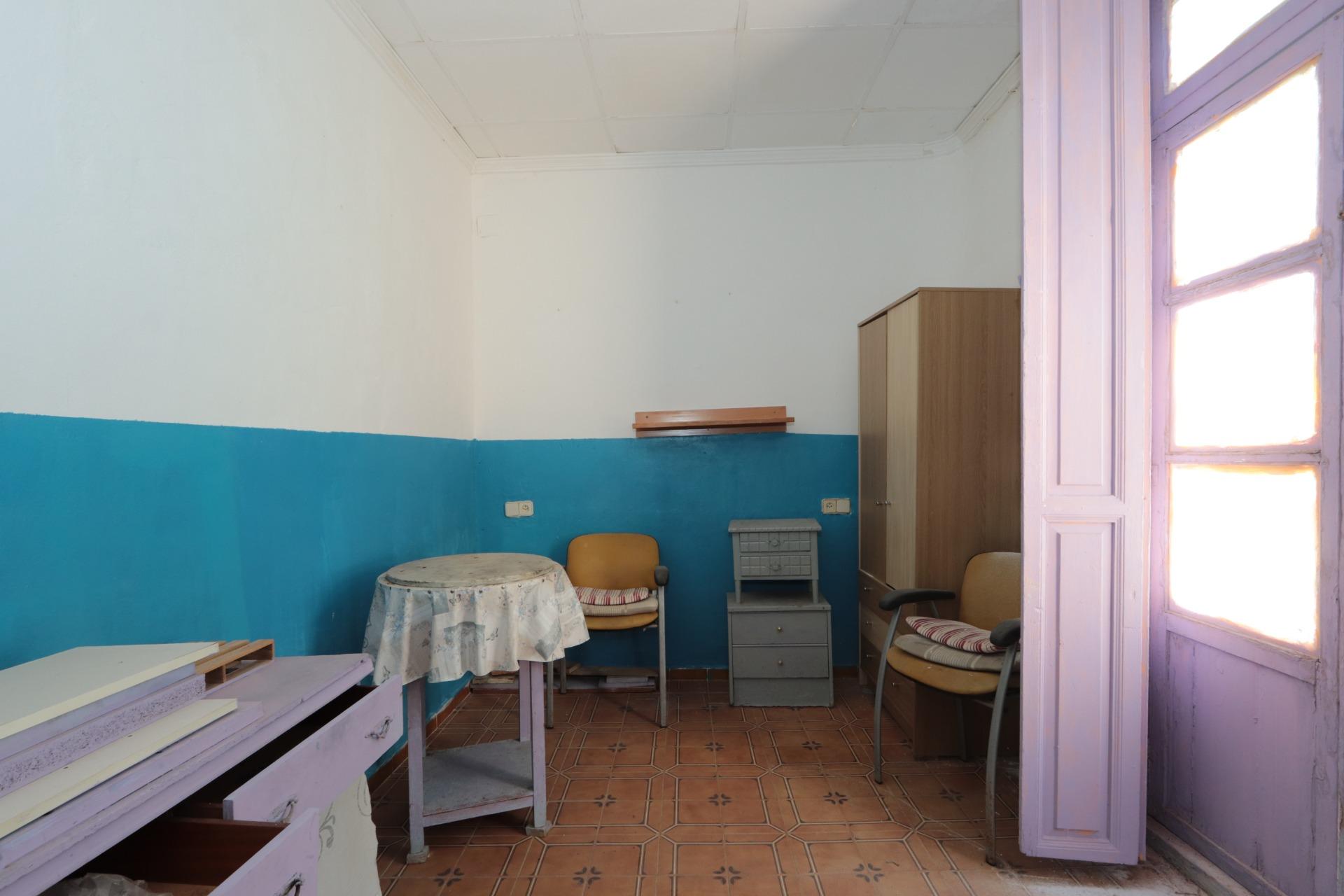 INMOCARTAGO SELLS BUILDING TO RENOVATE IN OLD TOWN IDEAL FOR INVESTORS