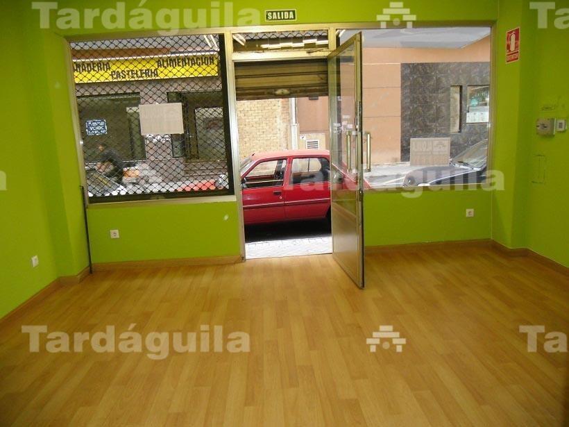 SHOP WINDOWS NEXT TO THE VIALIA SHOPPING CENTRE AND THE TRAIN STATION