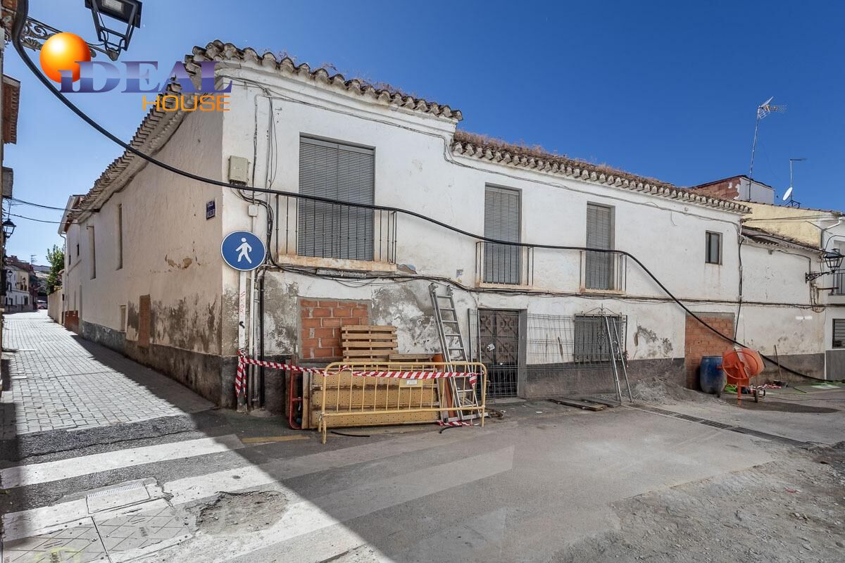 Plot with 163m in Ogijares