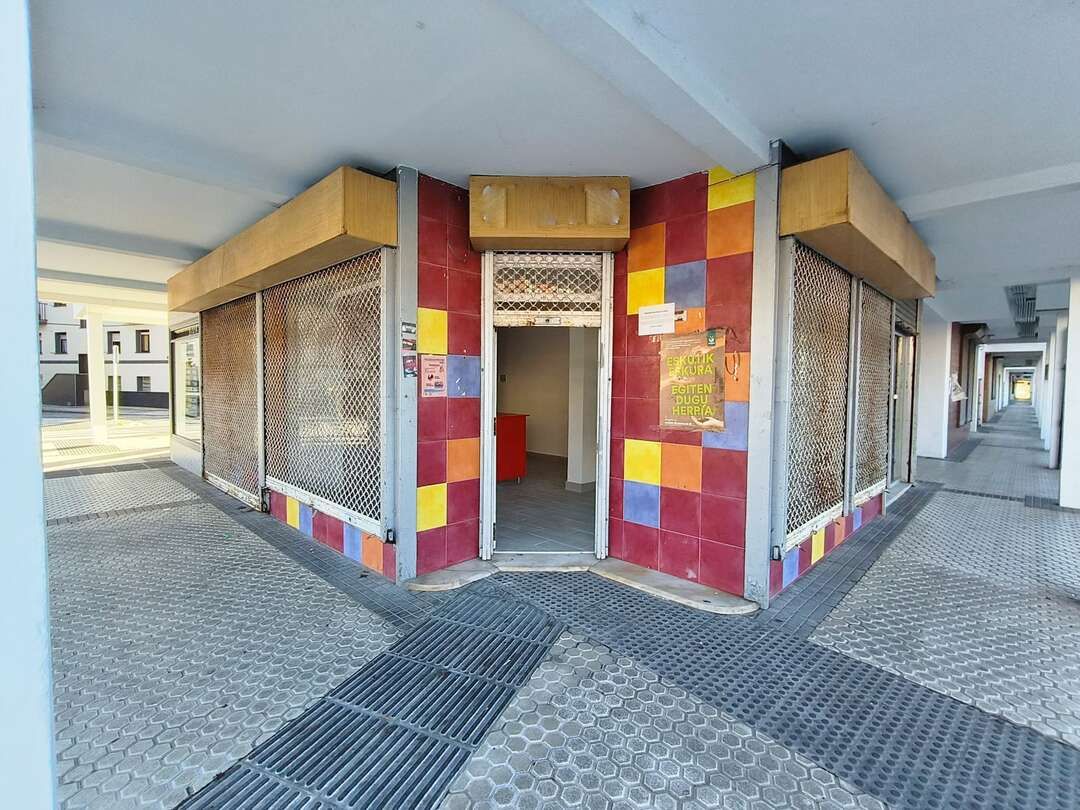 Commercial for sale in Donostia / San Sebastián, Spain