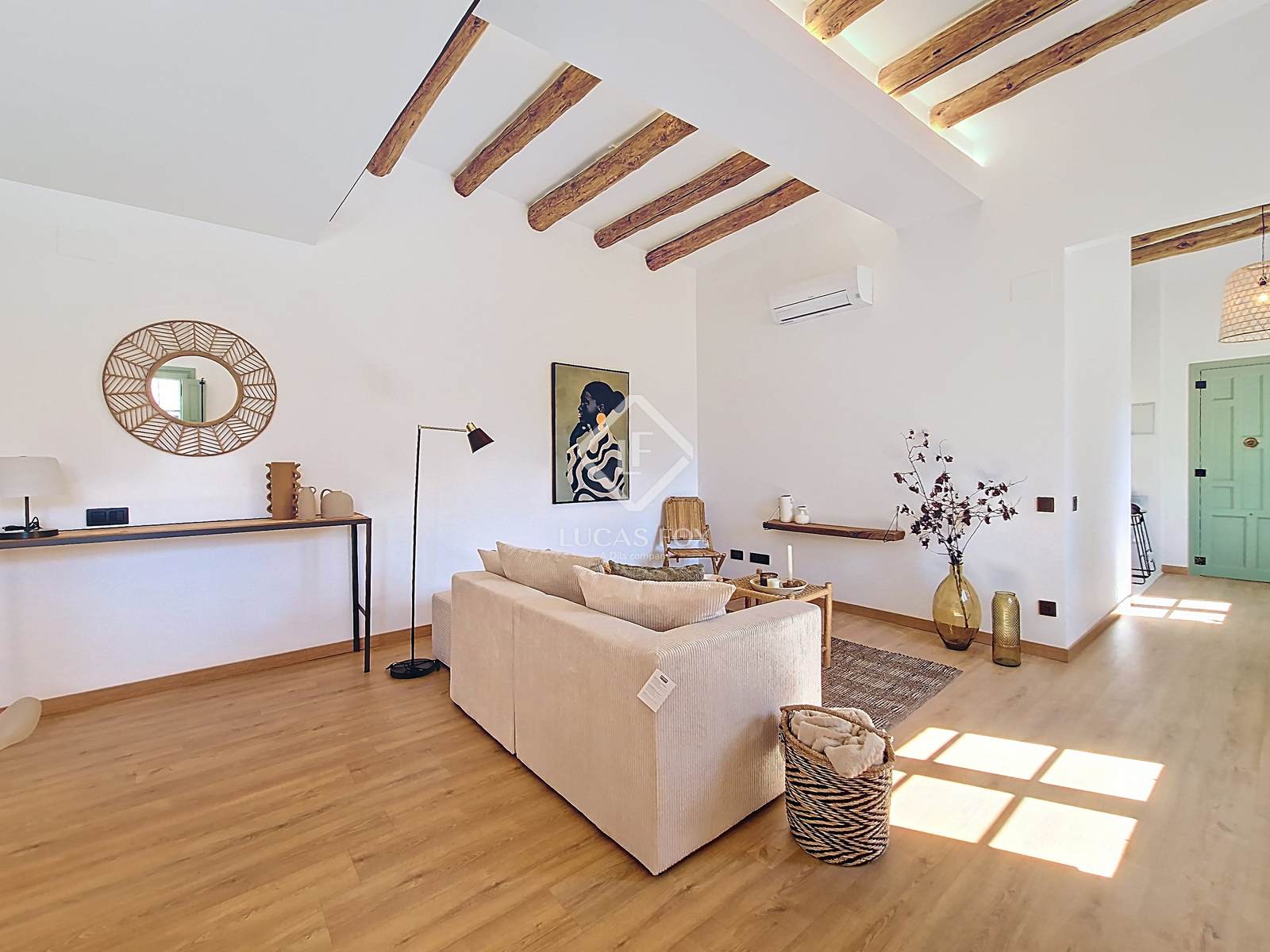Condo for sale in Vilanova i la Geltrú, Spain