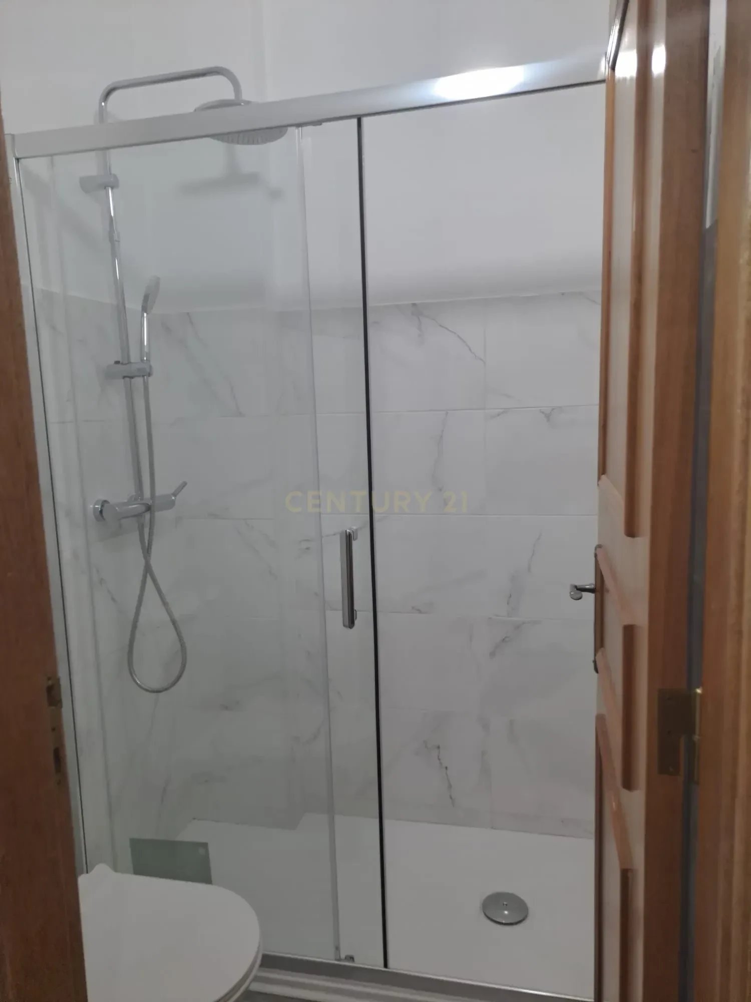 House or Shop 98.50 m2