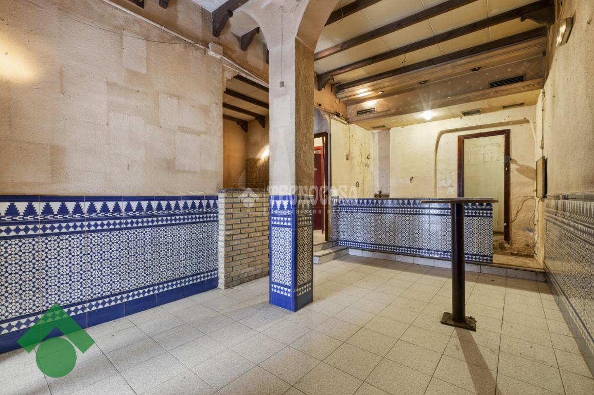 Commercial for sale in Córdoba, Spain