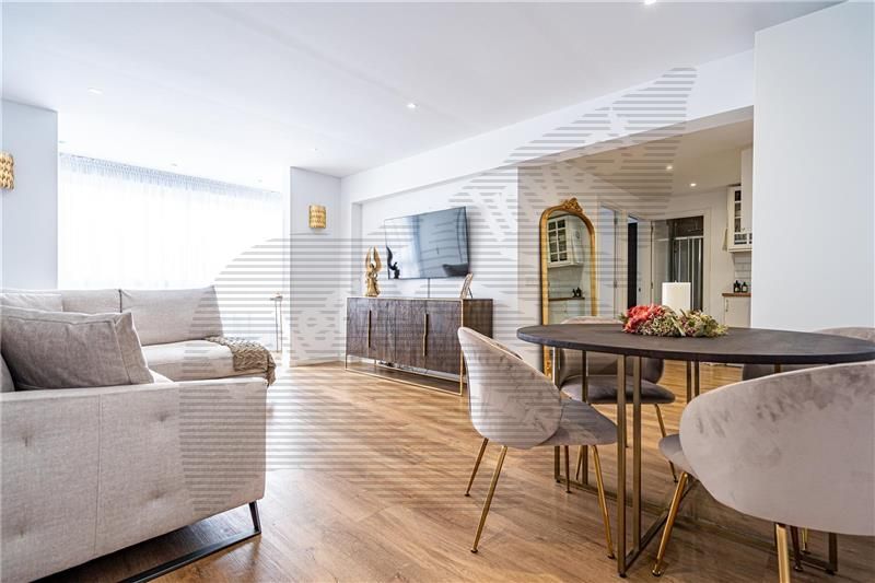 Condo for sale in Calvià, Spain