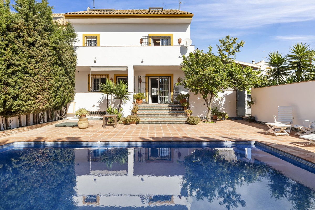 Home for sale, 123 C. Abedul (Marbella, Spain)