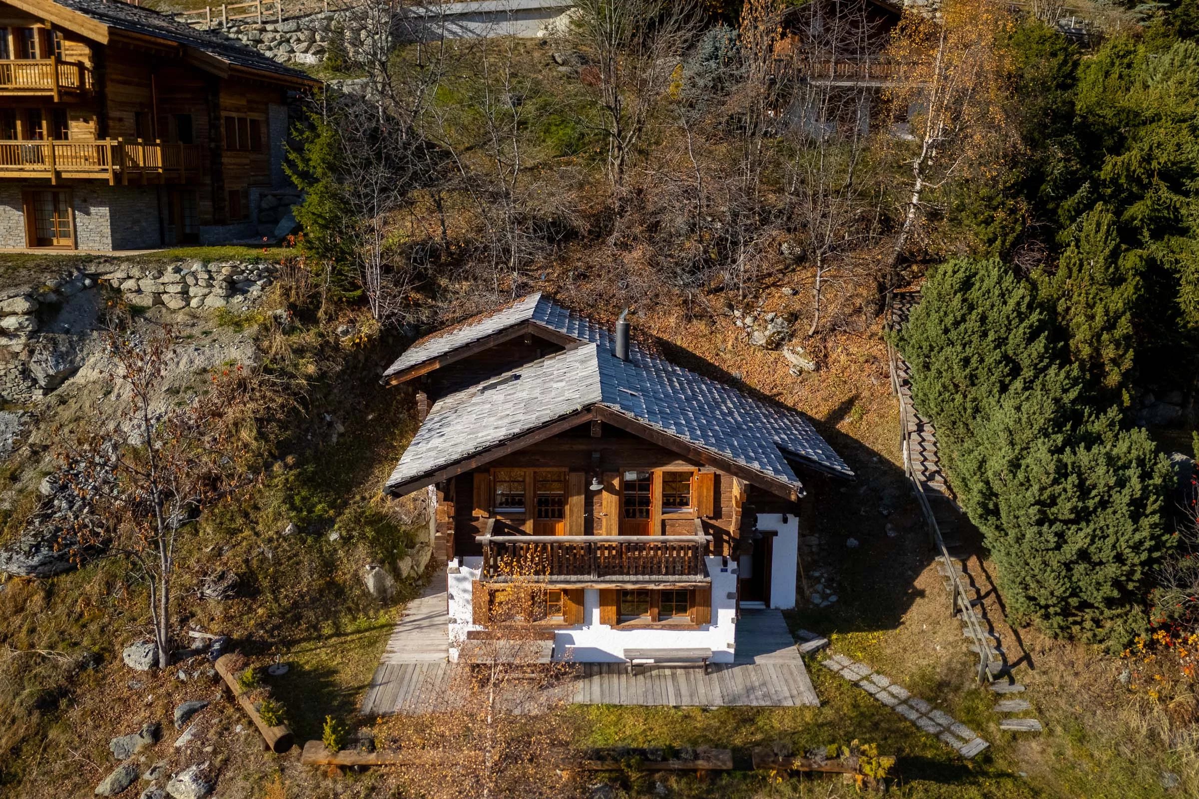 Rare Opportunity in Grimentz – Charming Secondary Residence Chalet