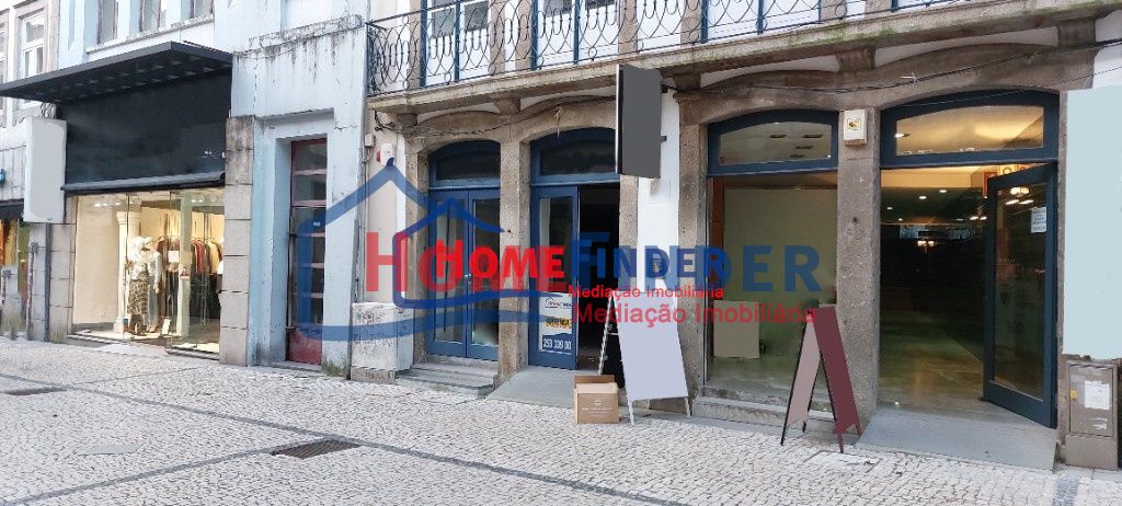 Commercial Store in the Historic Center of Braga