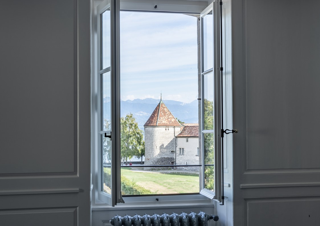 Apartment with character in the heart of Rolle